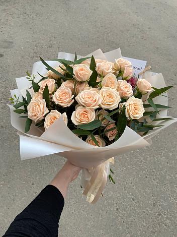 Букет Кремовые розы Латте в Брянске